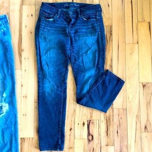American Eagle skinny jeans